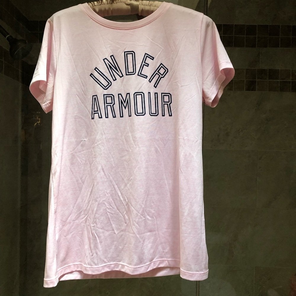 Under armour medium women’s light pink heat gear